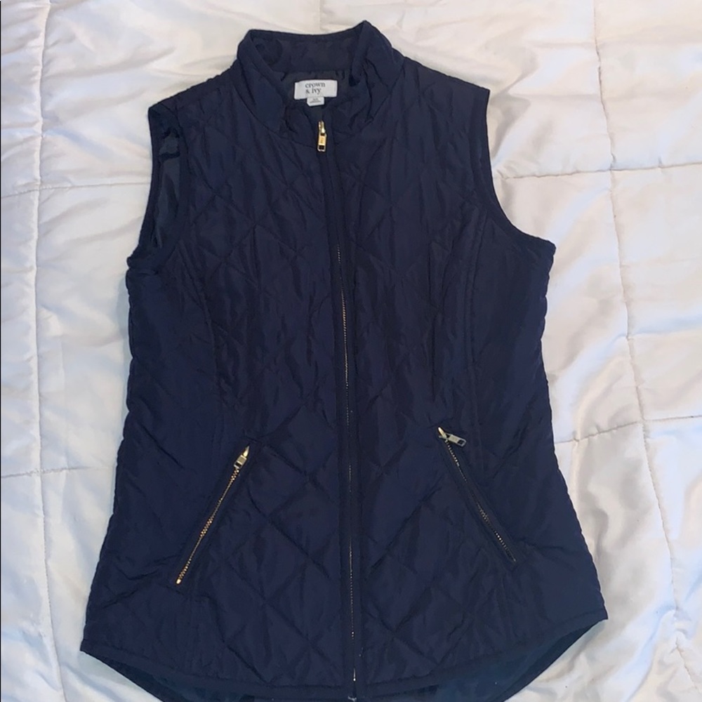 Crown and Ivy navy blue vest